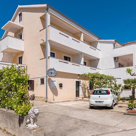 Gorgeous Apartment In Krk With Wifi Veglia Exterior foto